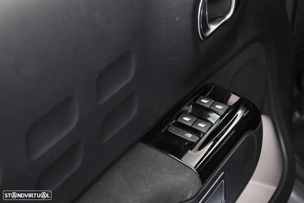 Citroën C3 1.2 PureTech Max EAT6 - 50