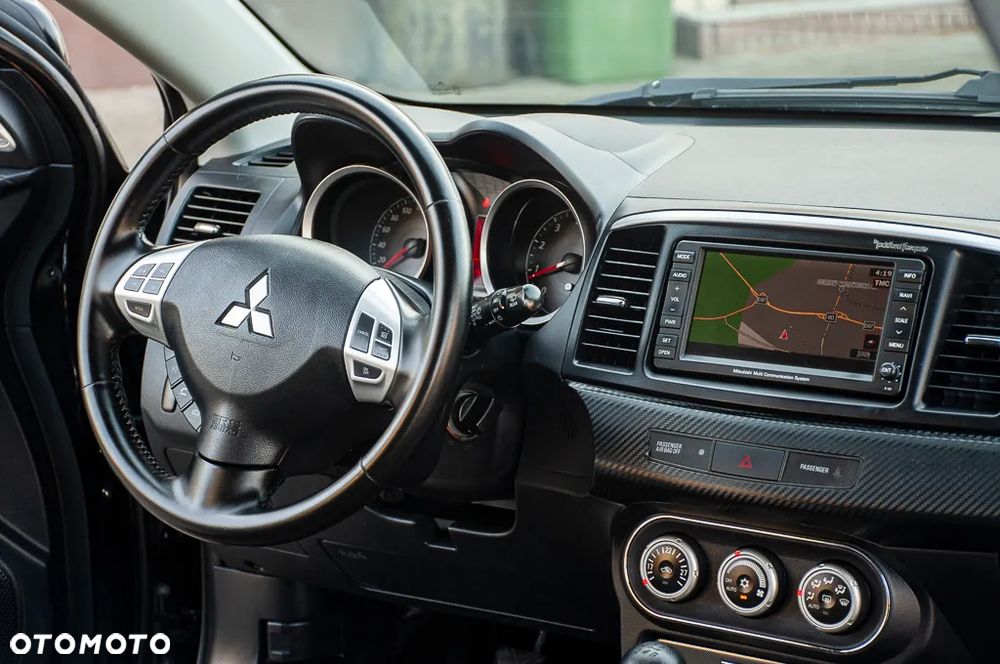 Mitsubishi Lancer 1.8 Instyle NAVI - 17