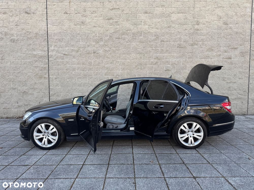 Mercedes-Benz Klasa C 180 Kompressor Avantgarde - 19