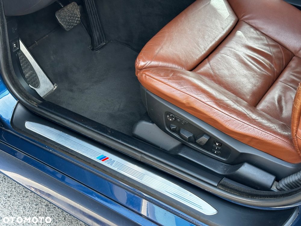 BMW Seria 5 530d - 24