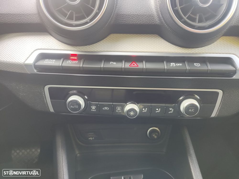 Audi Q2 30 TDI Advanced S tronic - 18