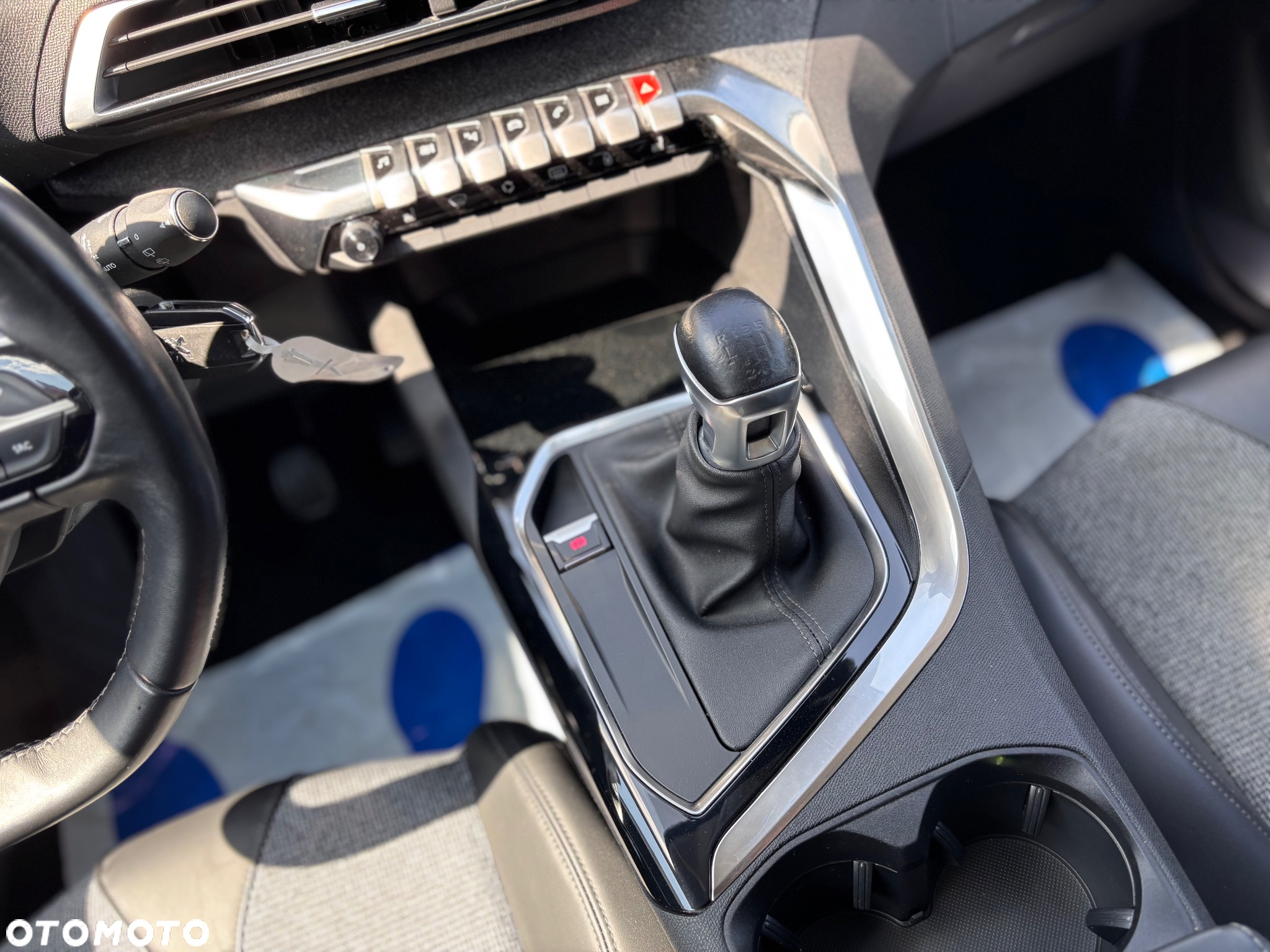 Peugeot 5008 2.0 BlueHDI Allure S&S - 29