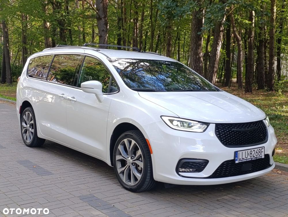 Chrysler Pacifica - 7