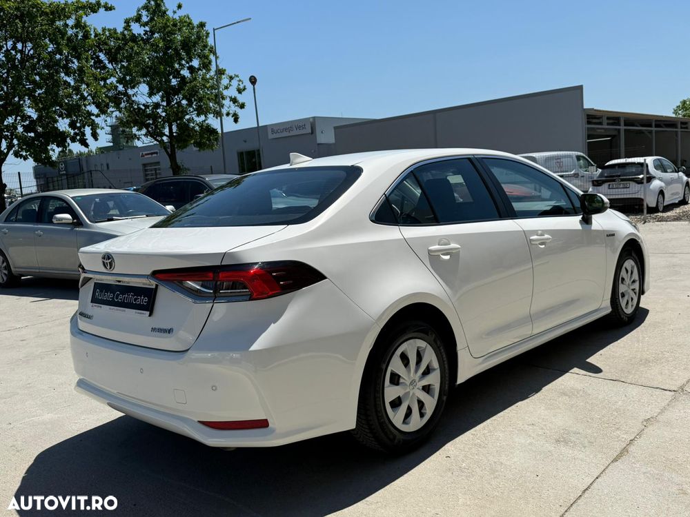 Toyota Corolla 1.8 HSD Business - 10