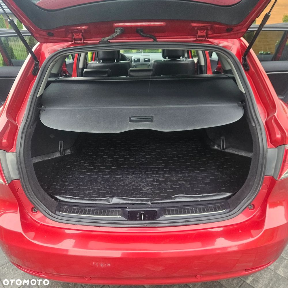 Toyota Avensis 2.0 Prestige MS - 23