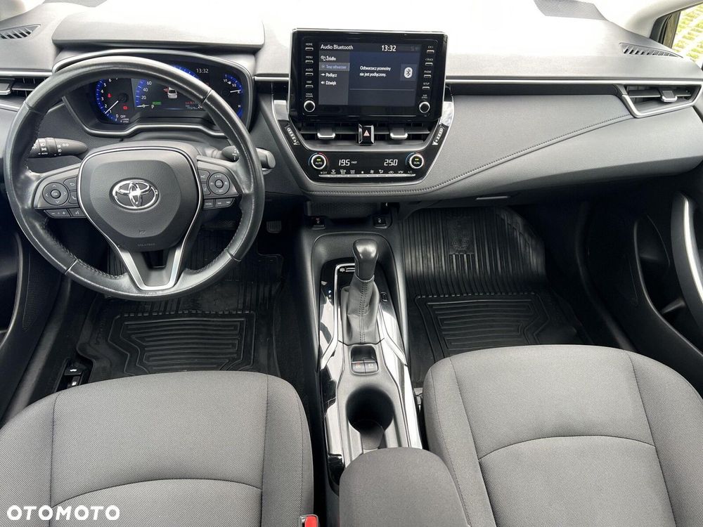 Toyota Corolla - 26