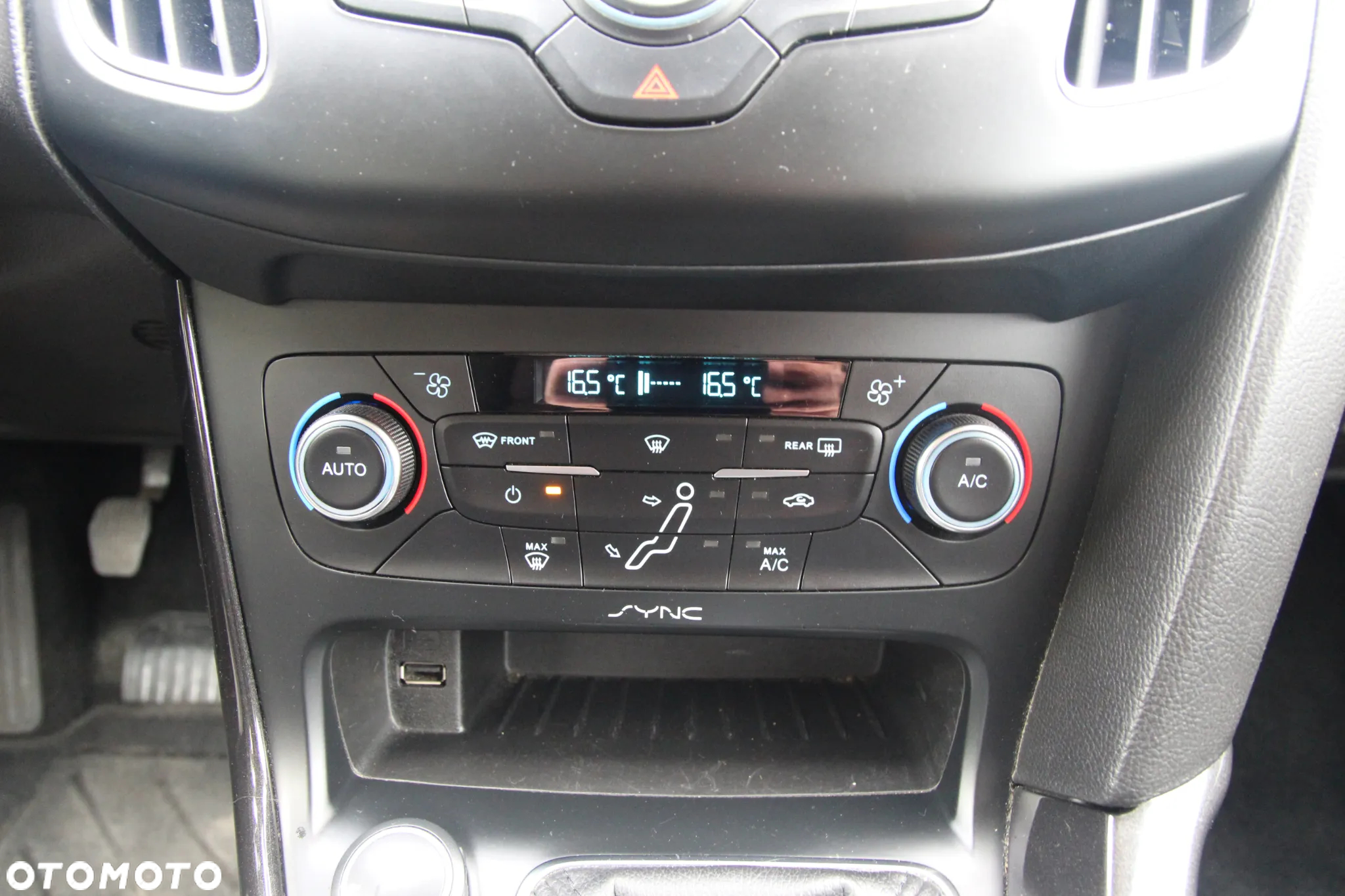 Ford Focus - 29