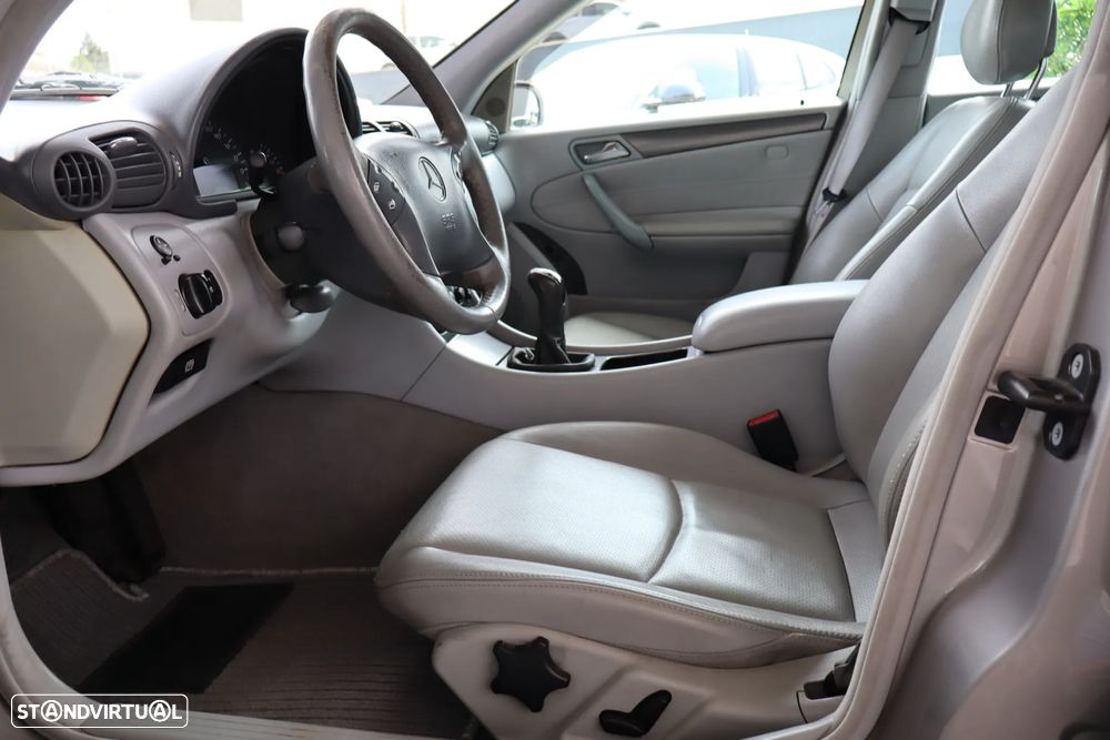 Mercedes-Benz C 220 T CDI Avantgarde - 17