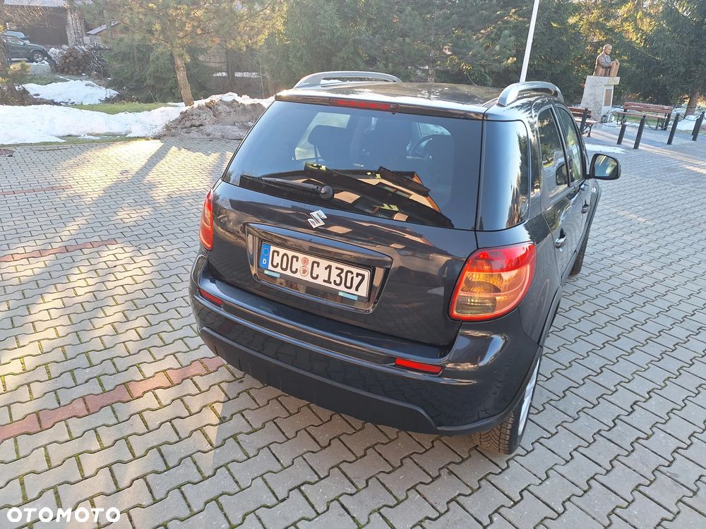 Suzuki SX4 1.6 Premium 4WD - 10