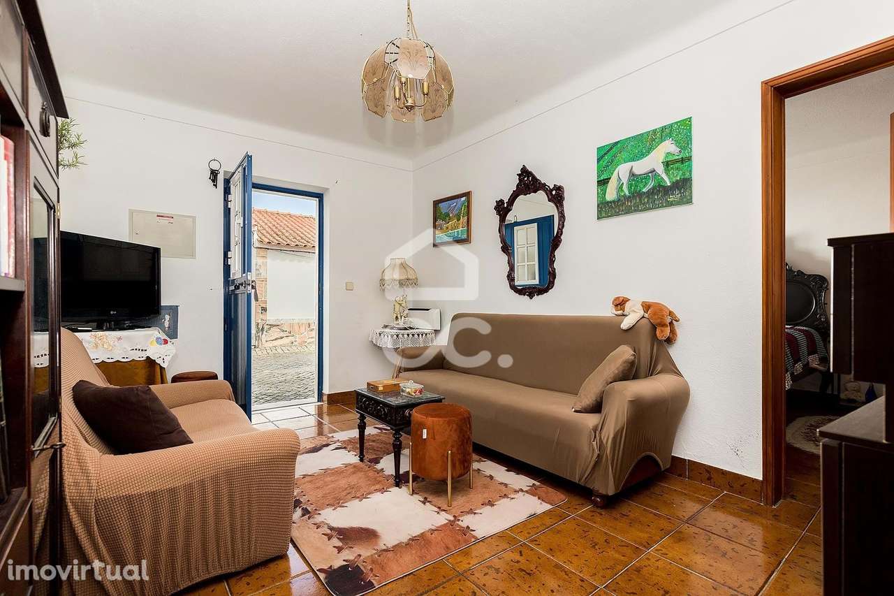 Moradia T2 c/ Quintal | Vale de Maceiras, Portalegre - Grande imagem: 2/35