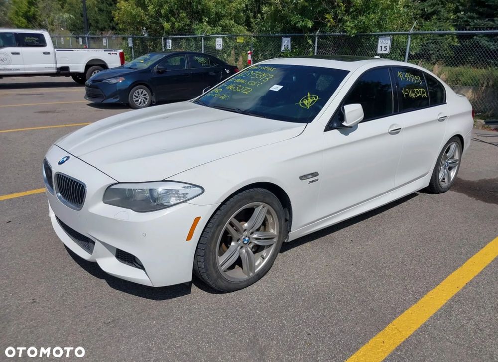 BMW Seria 5 535i xDrive - 7