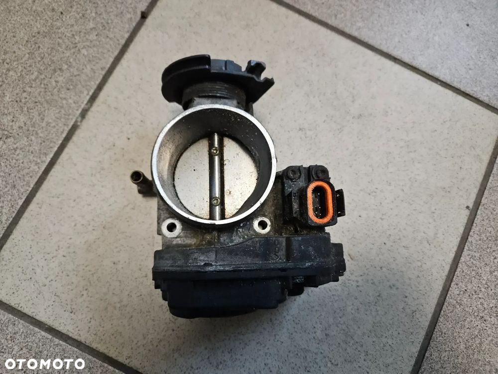 Przepustnica VW Golf IV AUDI A3 8L 1.8 T 110kW 150KM 06A133063G - 1
