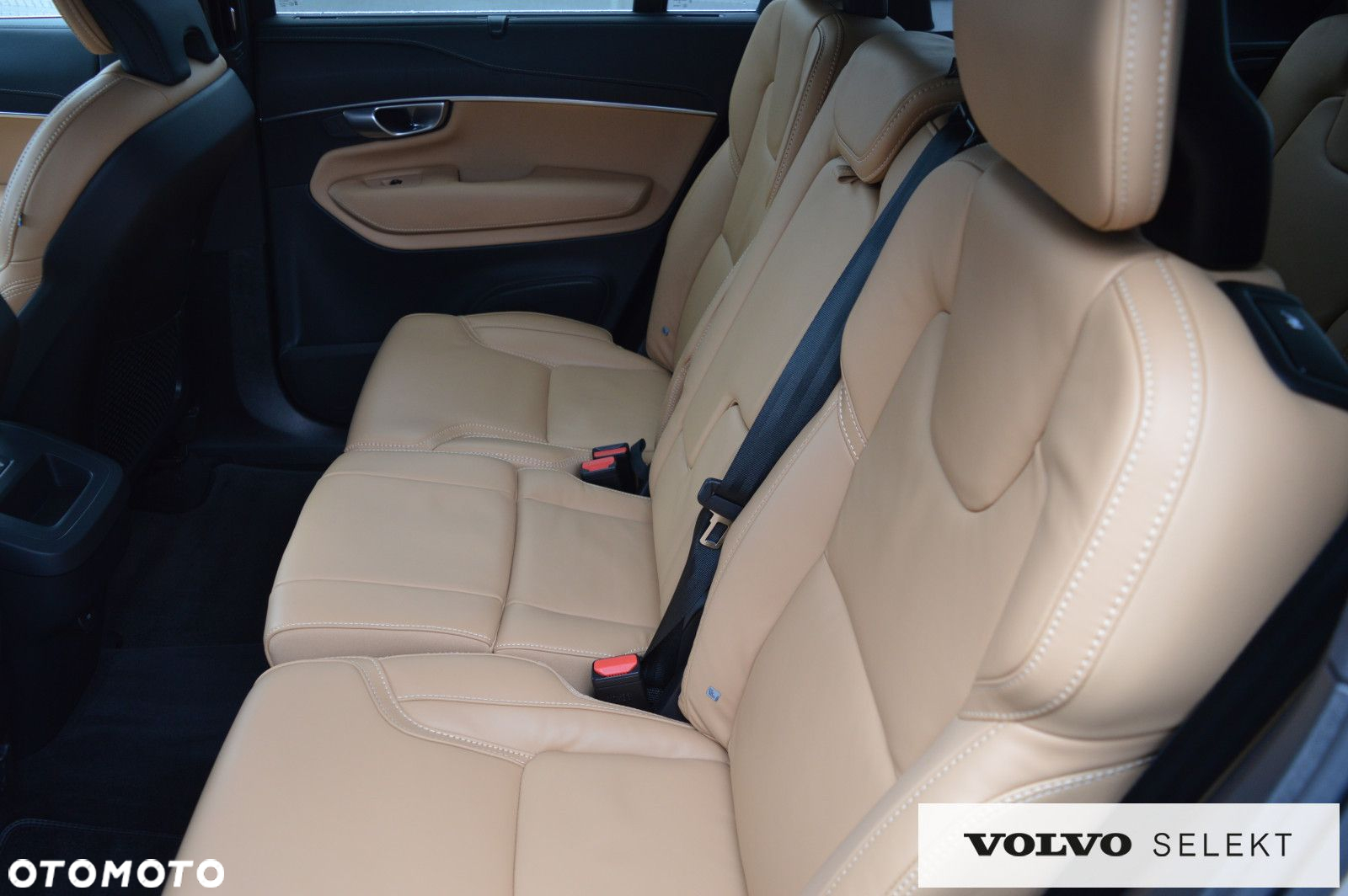 Volvo XC 90 - 22