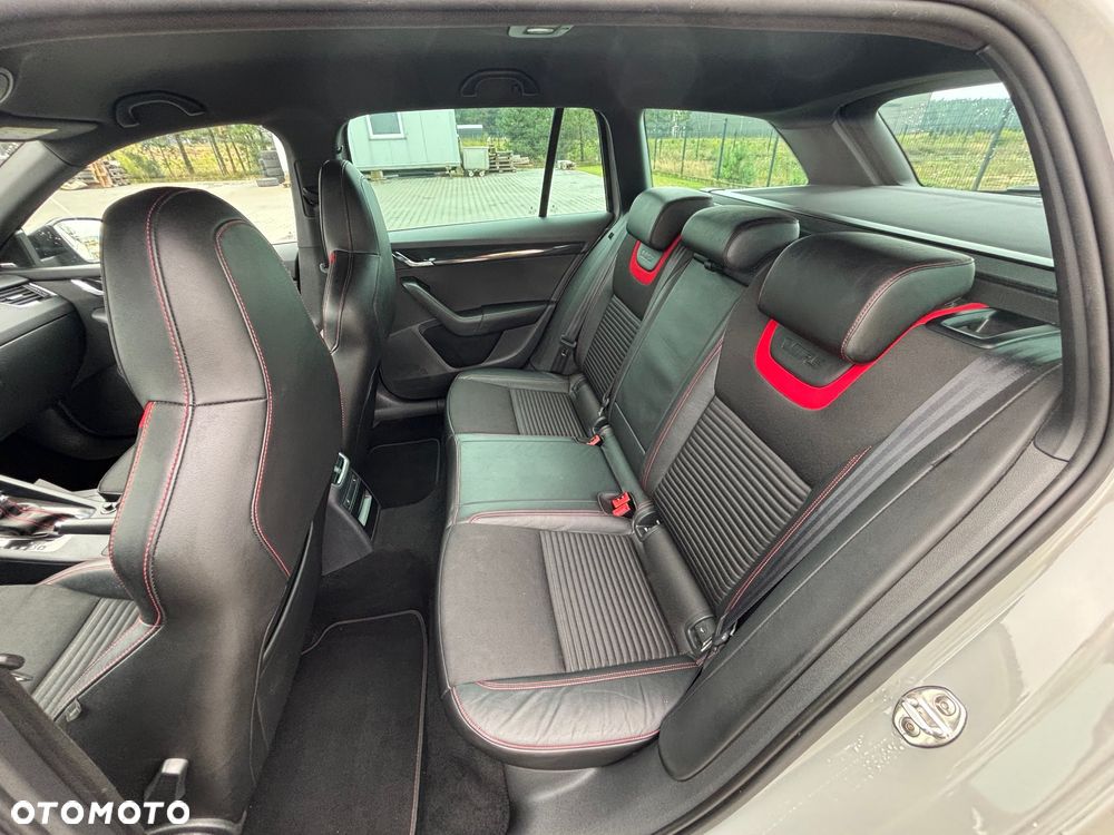 Skoda Octavia 2.0 TDI (Green tec) DSG RS - 15