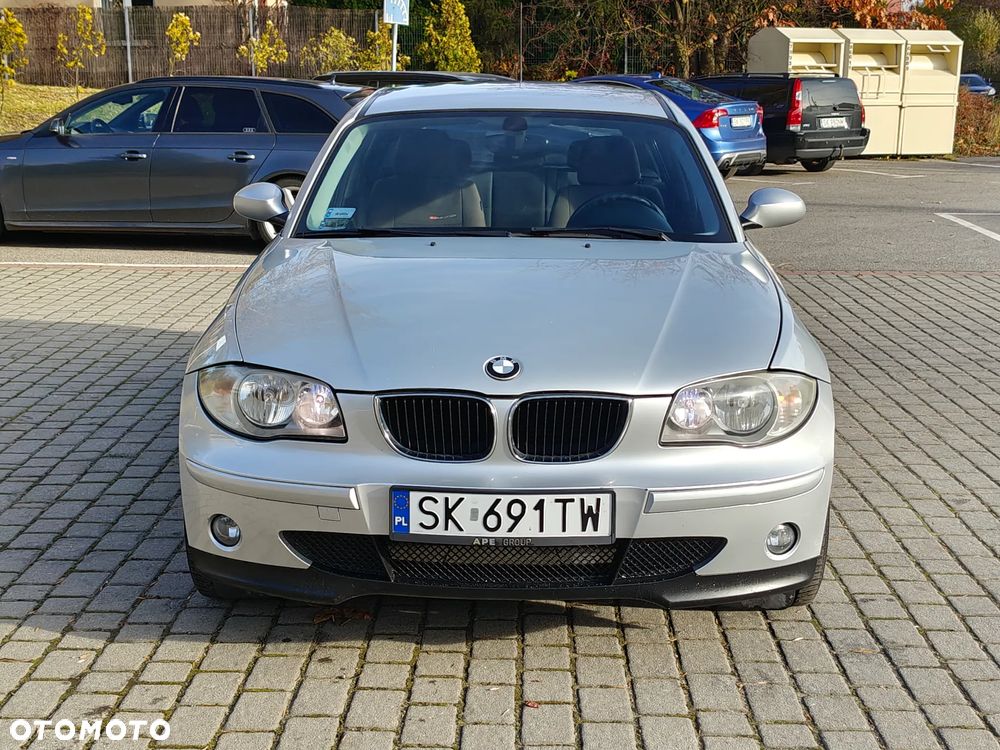 BMW Seria 1 116i - 24