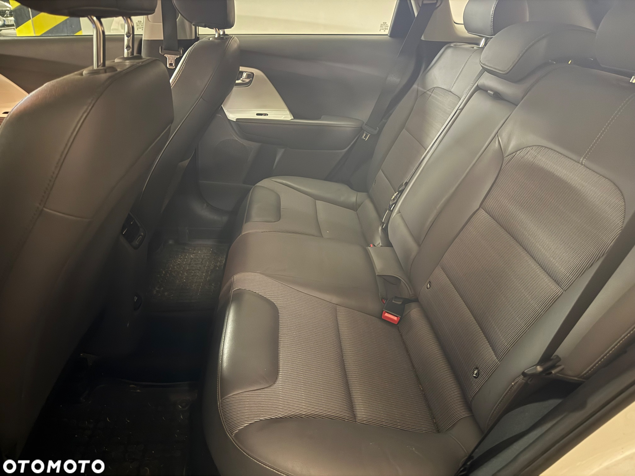 Kia Niro 1.6 GDI Hybrid L - 8