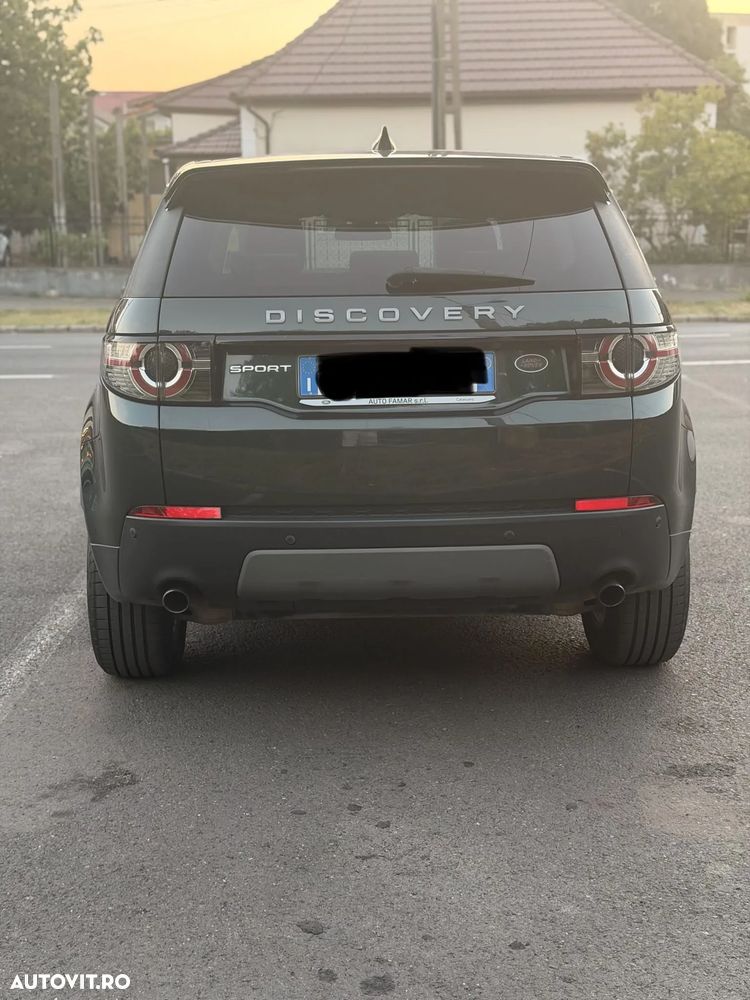 Land Rover Discovery Sport - 12