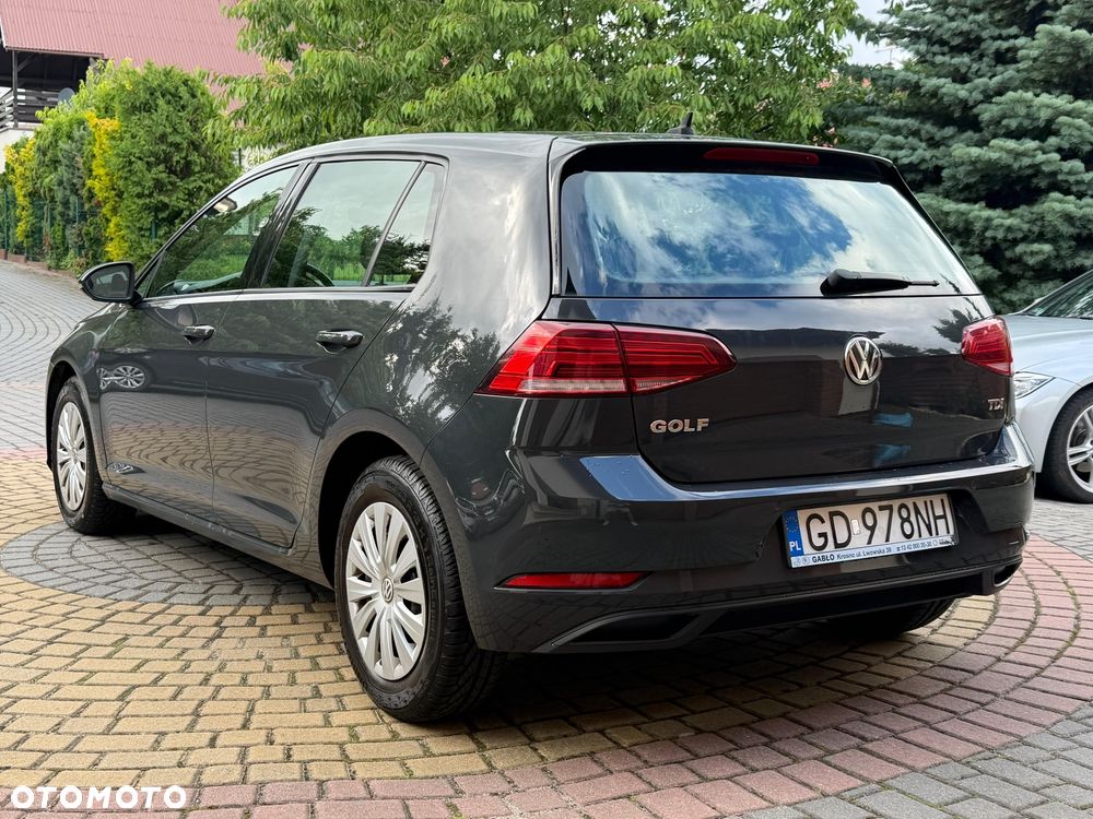 Volkswagen Golf 1.6 TDI BMT Comfortline - 14