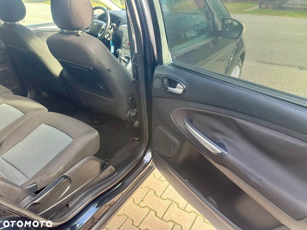 Ford S-Max 2.0 Ambiente - 12