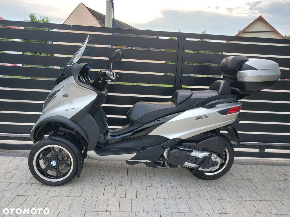 Piaggio MP-3 - 1
