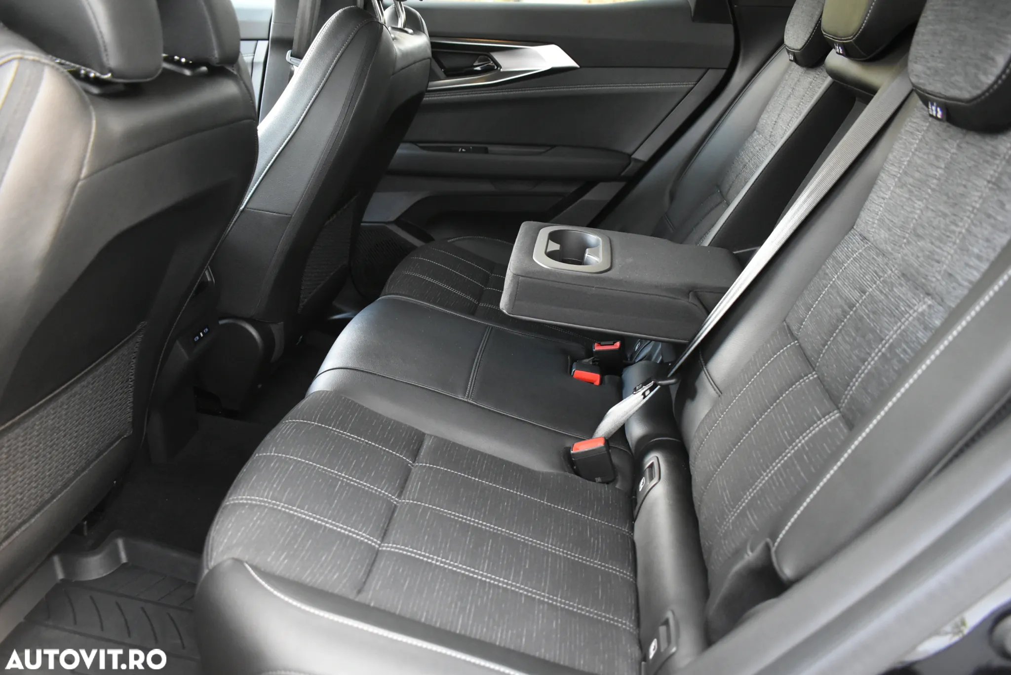 Renault Austral ver-160-mhev-techno - 19