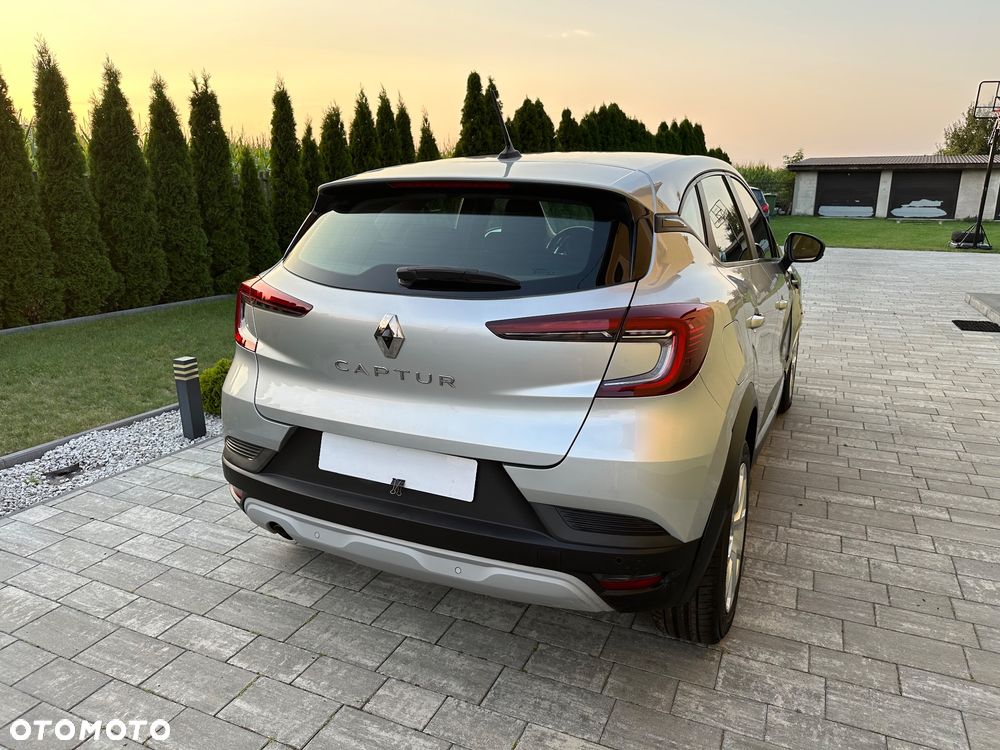 Renault Captur BLUE dCi 115 BUSINESS EDITION - 8