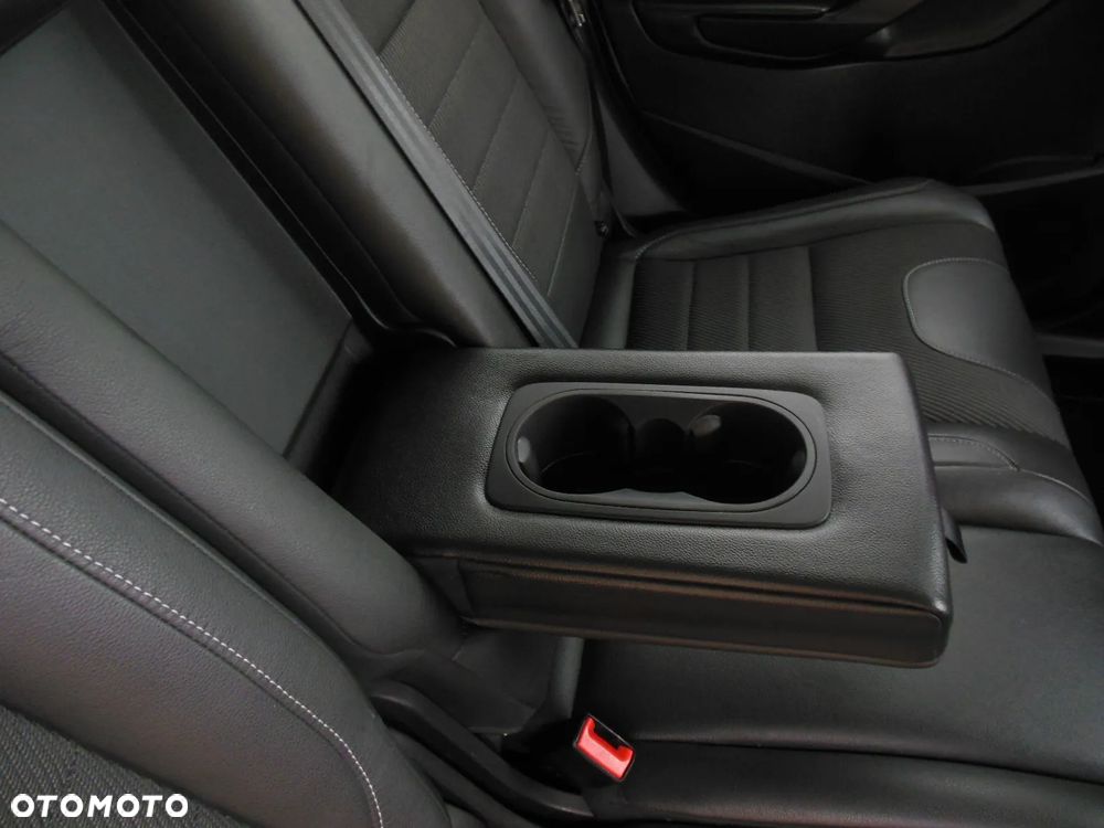 Ford Kuga 2.0 TDCi 4x4 Titanium - 32