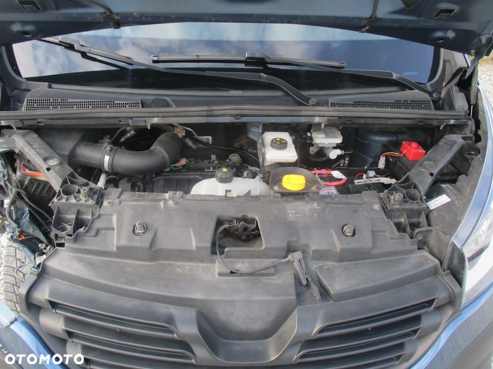 Renault Trafic - 10