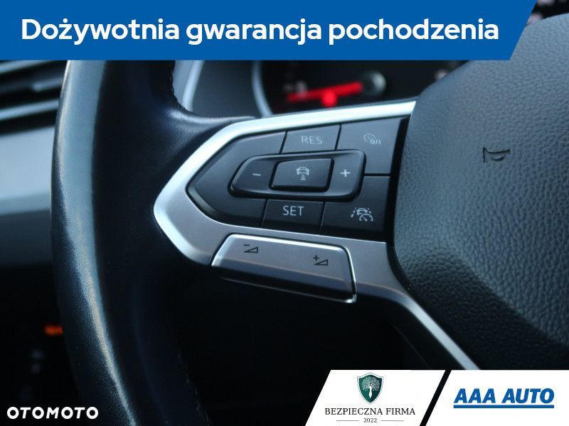 Volkswagen Passat Variant - 21