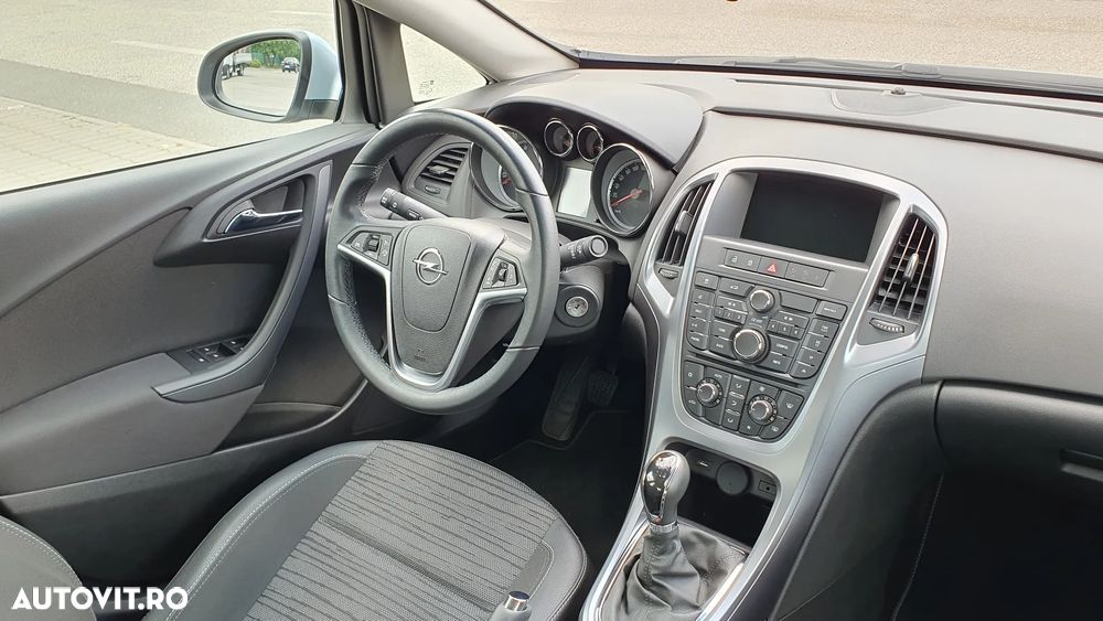 Opel Astra 1.6 TWINPORT ECOTEC Essentia - 7