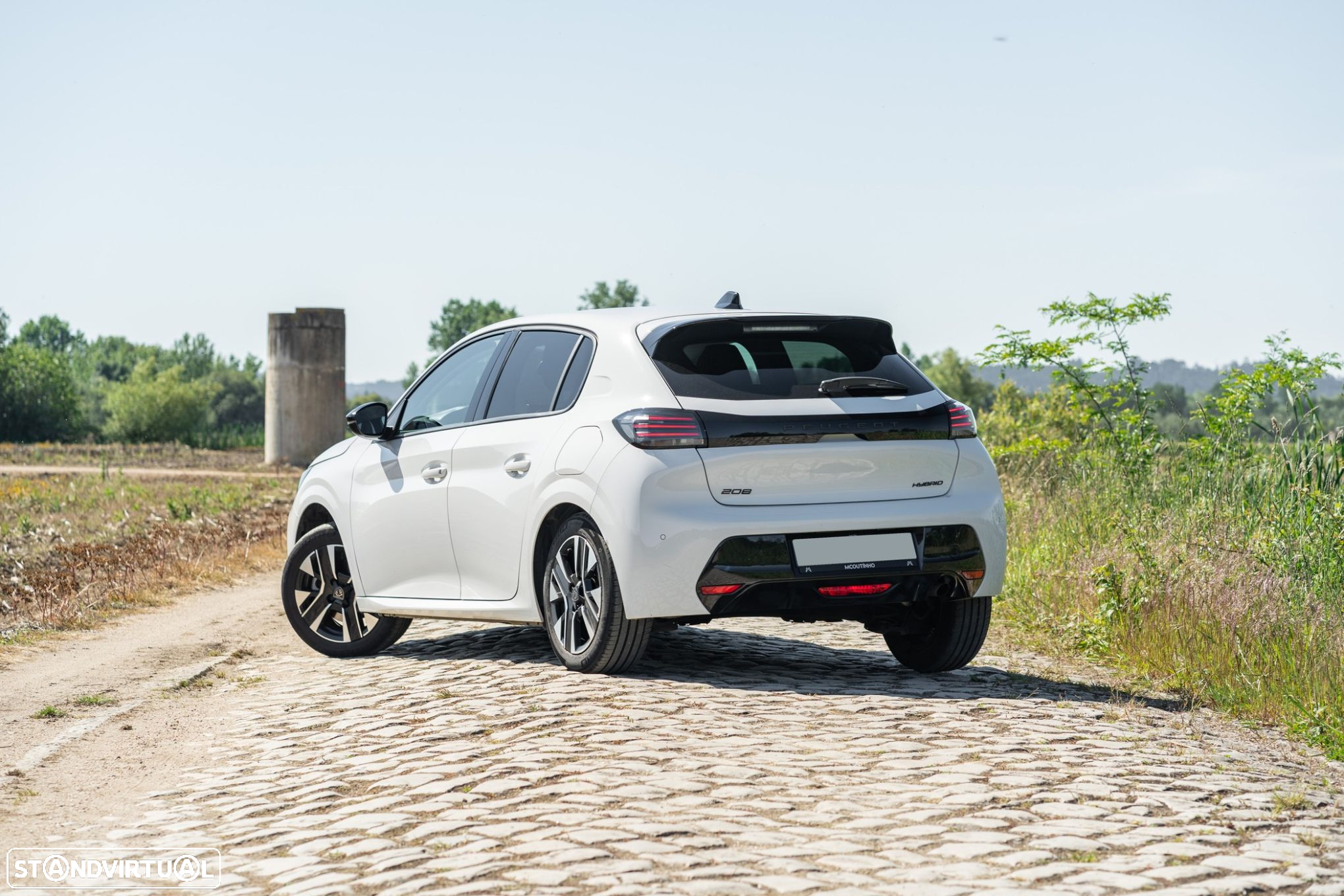 Peugeot 208 1.2 Hybrid Allure e-DCS6 - 3