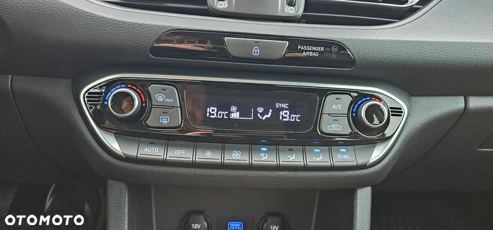 Hyundai i30 1.5 DPI Comfort - 16