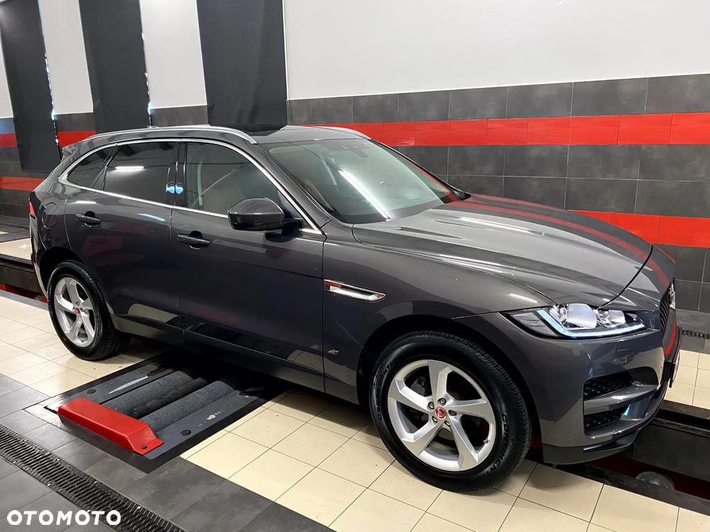 Jaguar F-Pace 2.0 i4D AWD Prestige - 9