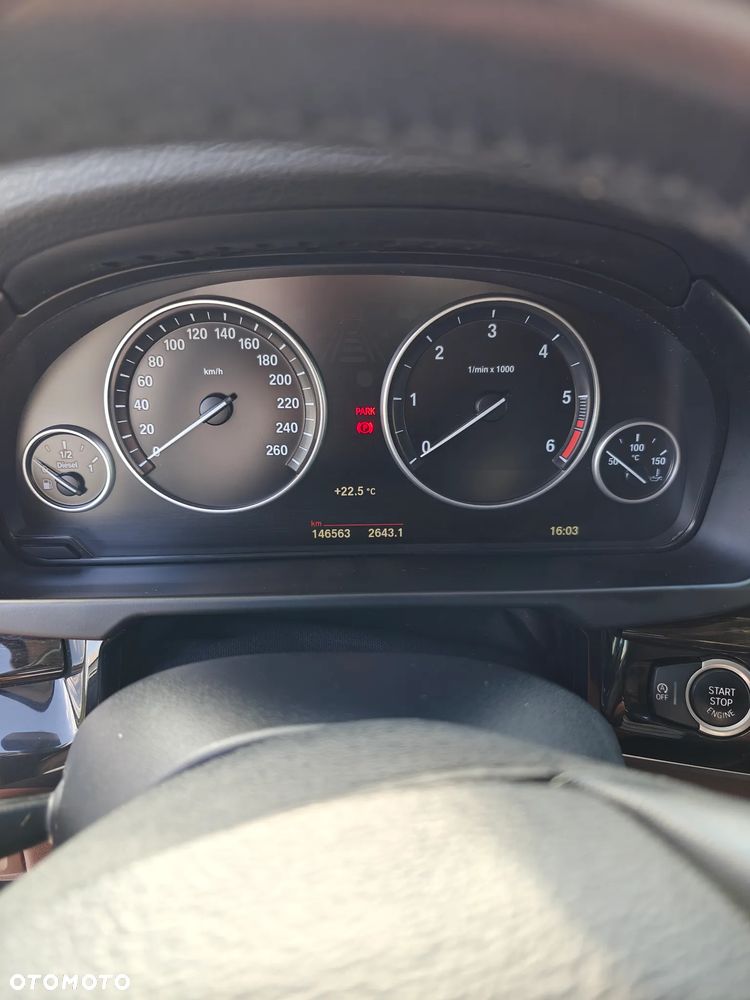 BMW X5 xDrive25d - 13