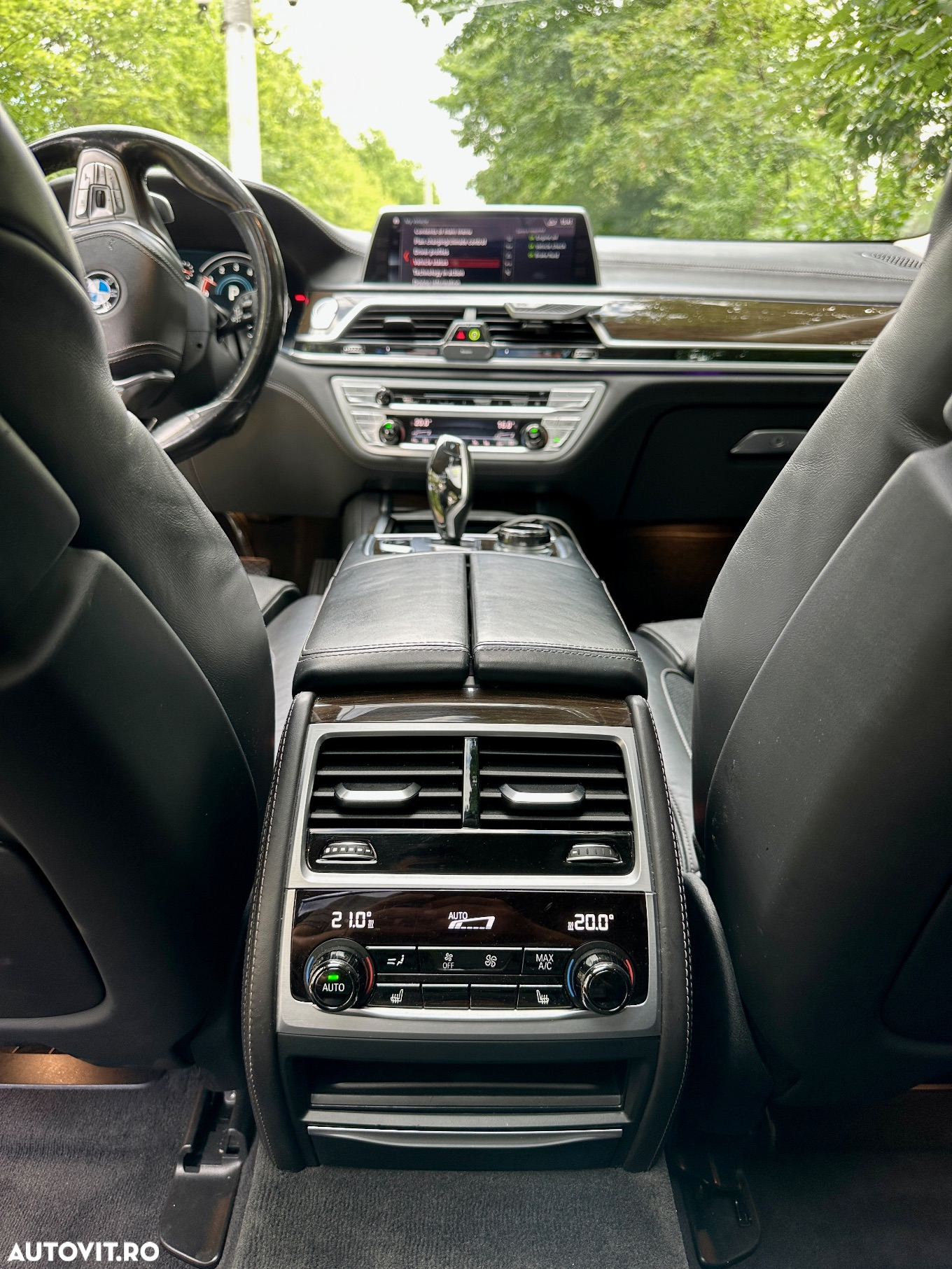 BMW Seria 7 - 10