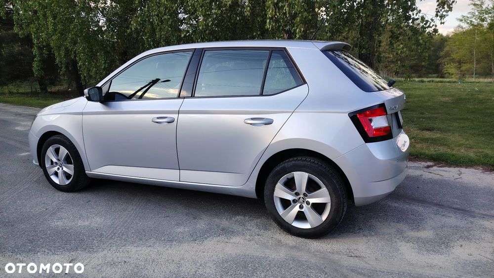 Skoda Fabia 1.0 TSI Ambition - 4