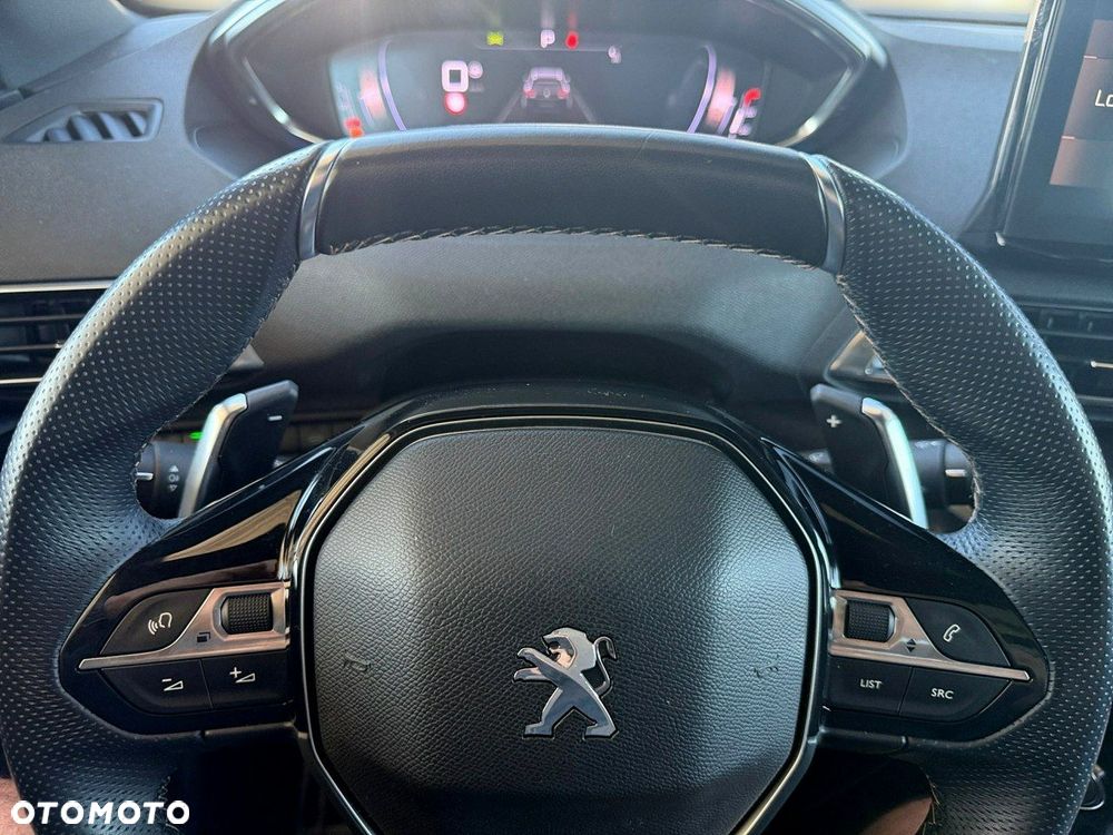 Peugeot 5008 - 19