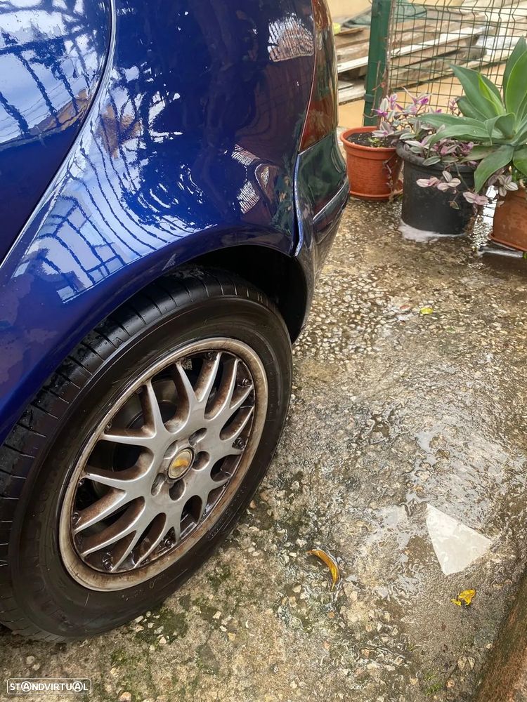 VW Golf 1.9 TDi Highline - 13