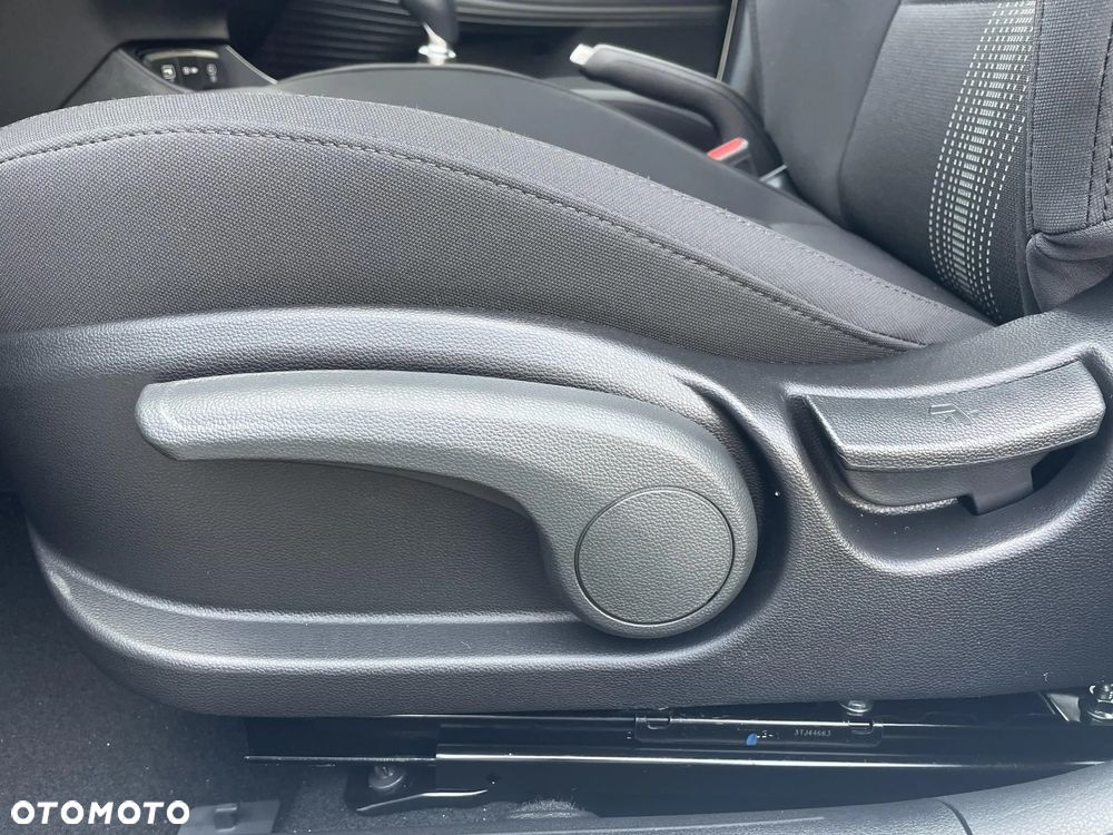 Hyundai i20 1.2 Pure - 13