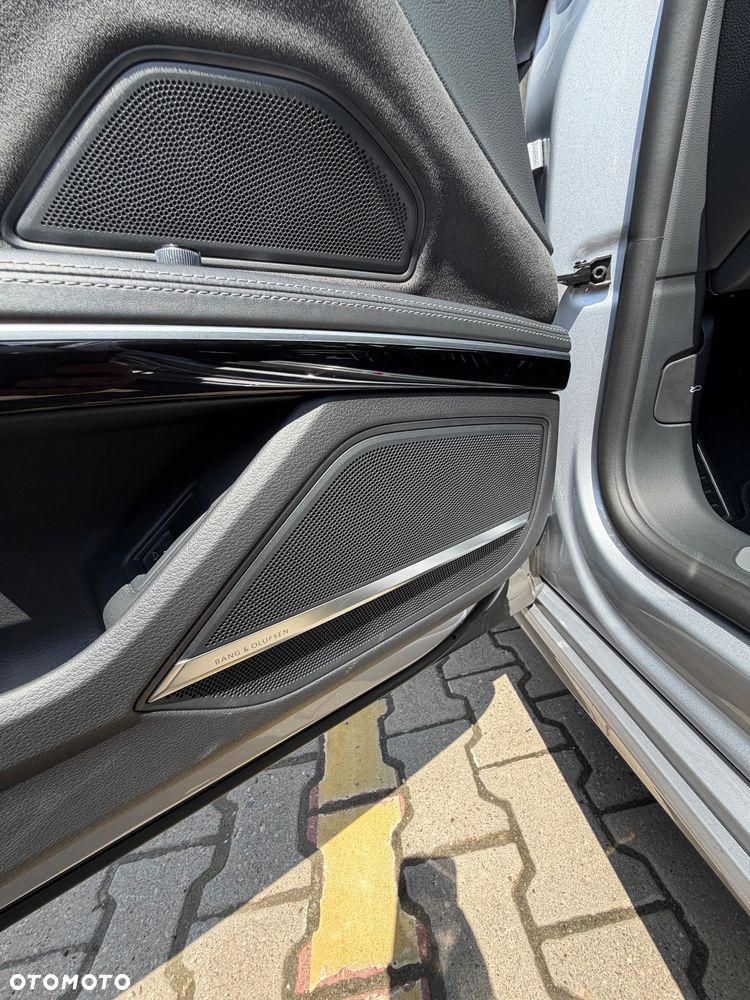 Audi S8 TFSI quattro tiptronic - 24