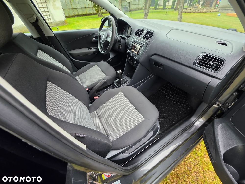 Volkswagen Polo - 14