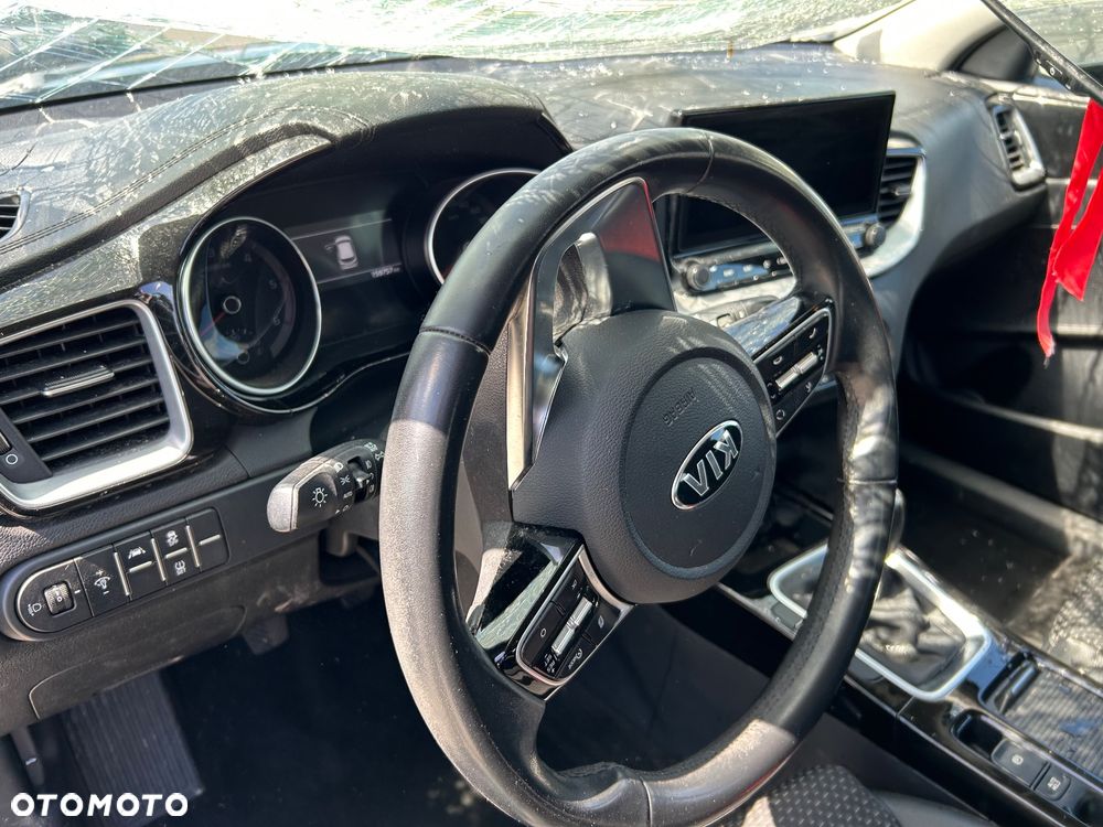 Kia XCeed - 7
