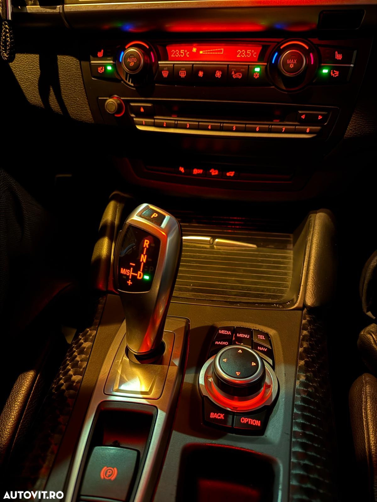 BMW X6 xDrive30d - 15