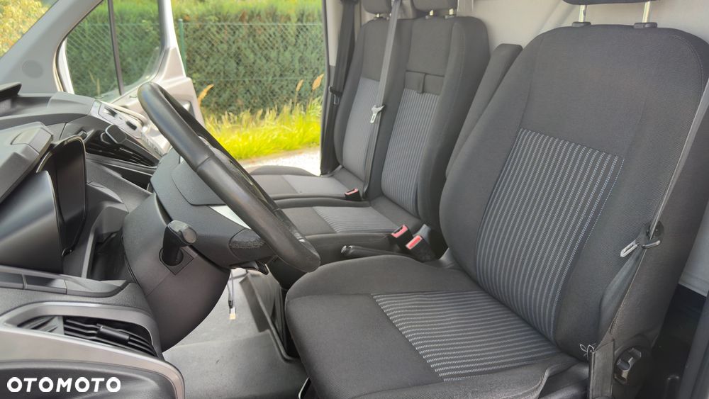 Ford Transit Custom - 10