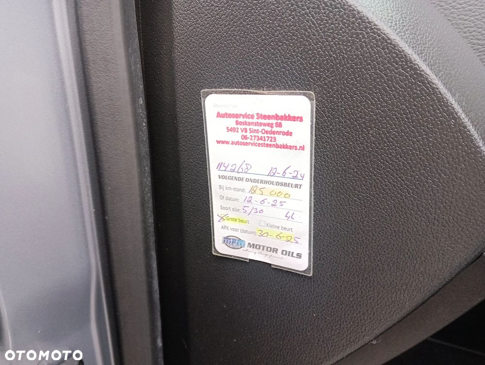 Opel Insignia 1.6 Turbo Edition - 38