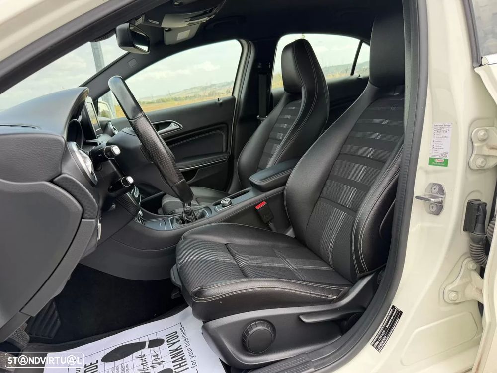 Mercedes-Benz A 180 CDI (BlueEFFICIENCY) Urban - 12