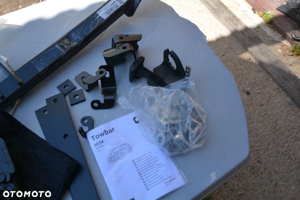 Honda CR-V 2012-  -  hak wypinany Brink na klucz - 6