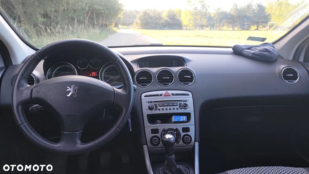 Peugeot 308 1.6 Premium - 19