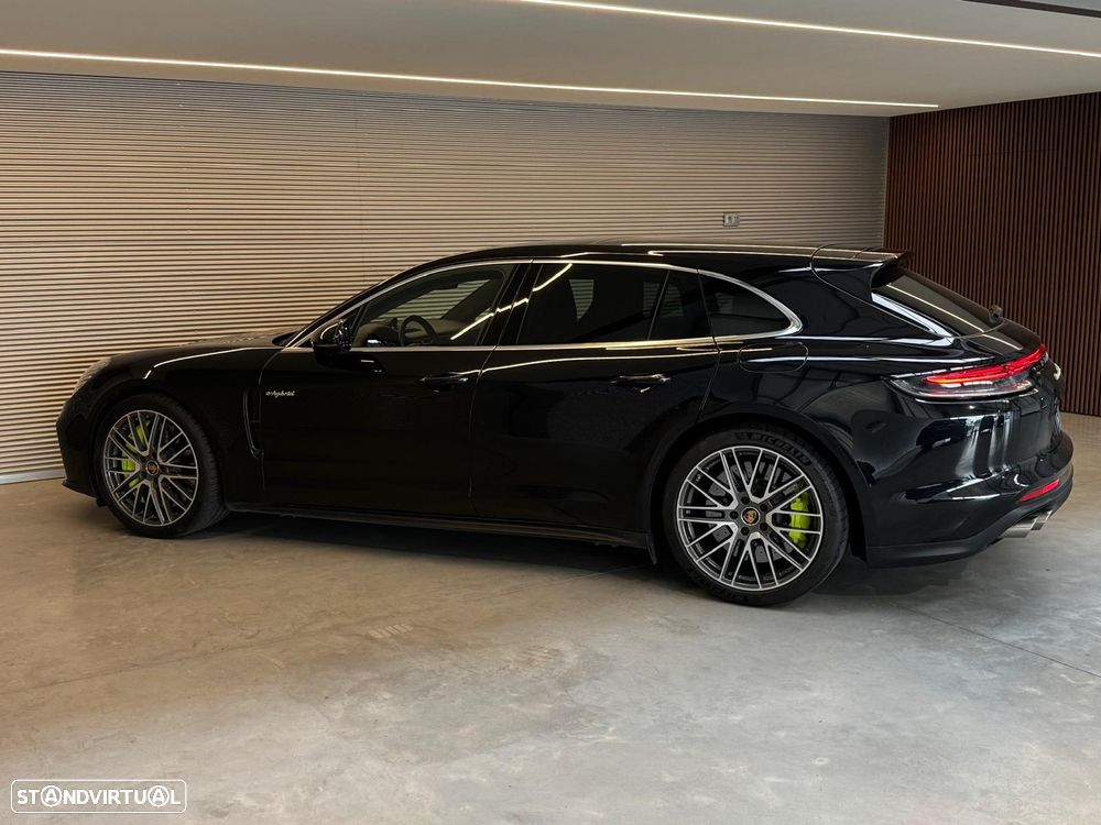 Porsche Panamera Sport Turismo Turbo S E-Hybrid - 11