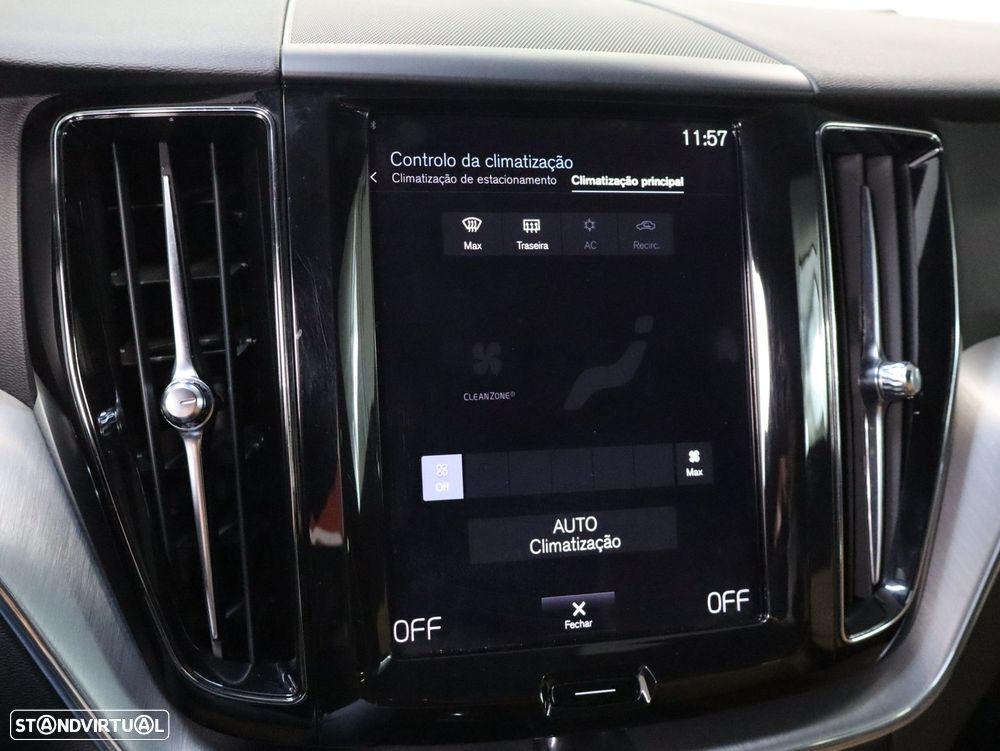 Volvo XC 60 2.0 T8 PHEV Inscription AWD - 12